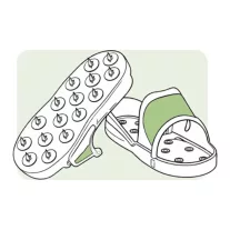 Tüskés papucs, sima műanyag papucs